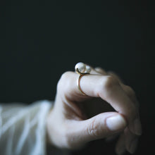 画像をギャラリービューアに読み込む, siro 9mm&6mm Akoya Pearl Ring