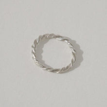 Load image into Gallery viewer, Another feather Rope collection THIN ROPE RING SILVER
